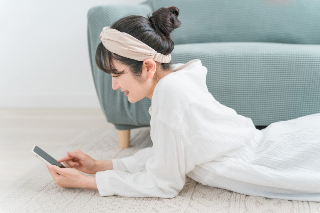 スマホ女性